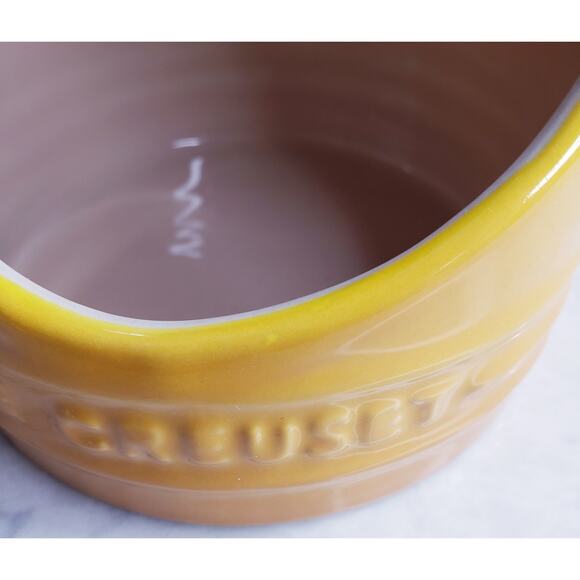 LE CREUSET Stoneware Salt Crock Ombre Yellow 10 oz./ 0.3L in VGUC - Picture 10 of 11